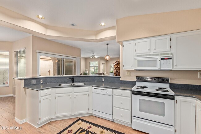 Building Photo - 21772 N Limousine Dr