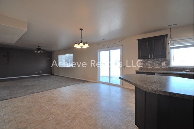 Building Photo - 2604 W 500 N