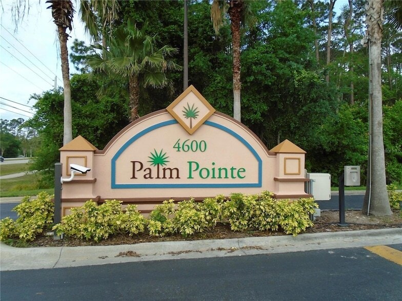 Foto principal - 4600 E Moody Blvd