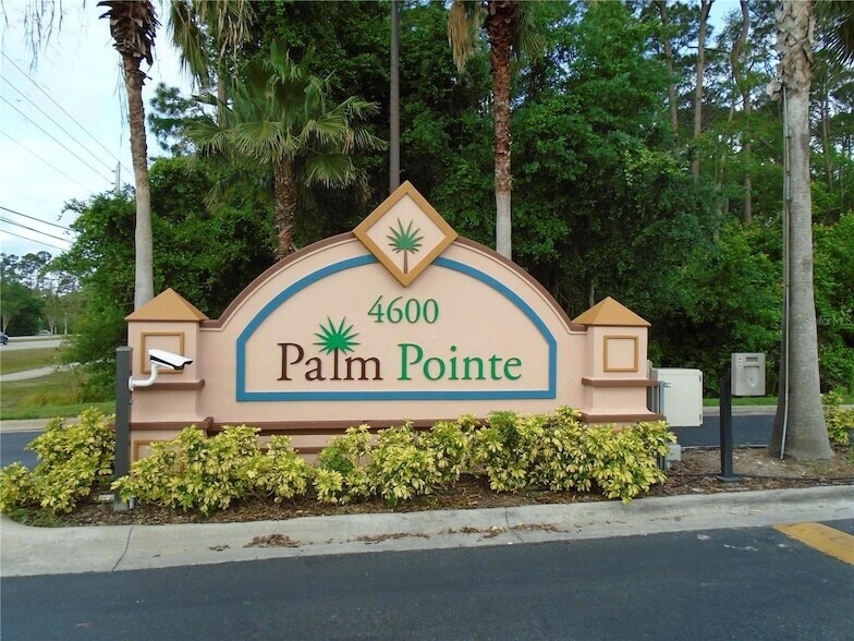 Primary Photo - 4600 E Moody Blvd
