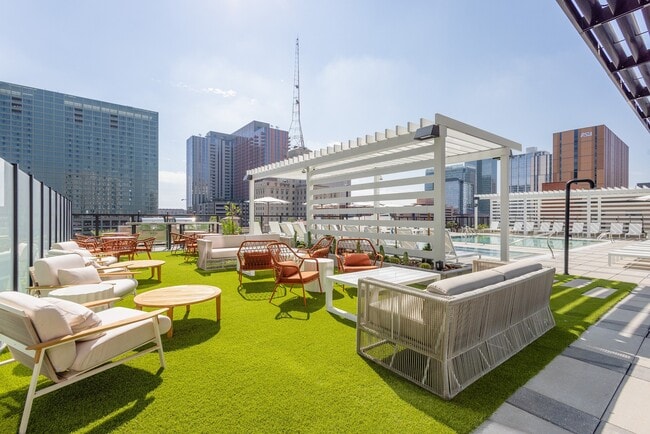 RKDA MEDIA_Rosie_Amenities (Web)_005 - Rosie Apartments