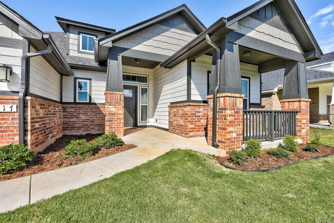 Exterior - 817 Scully Rd