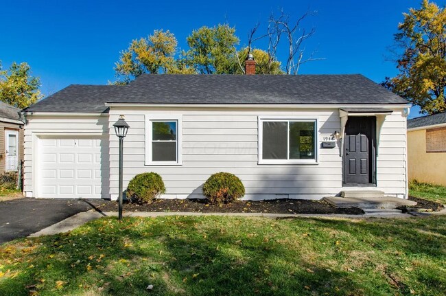 Foto del edificio - Fully Renovated 2-Bedroom Home with 1-Car Garage