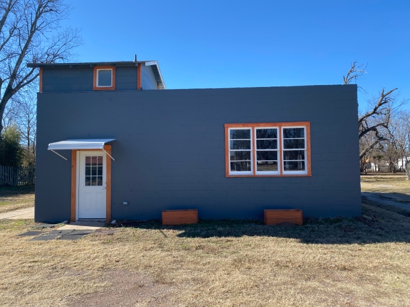 Foto principal - 805 N Broadway St