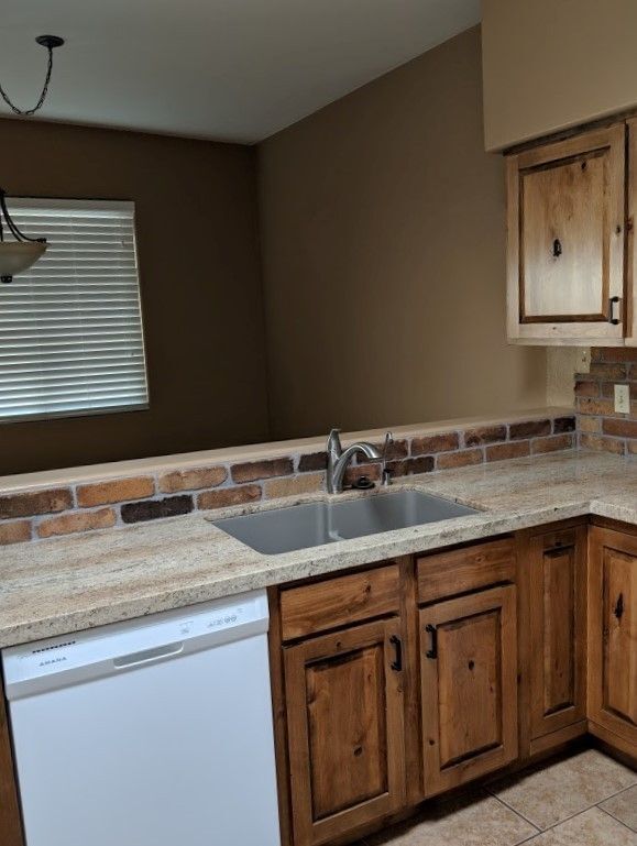 Foto del edificio - 10352 N Fox Croft Ln