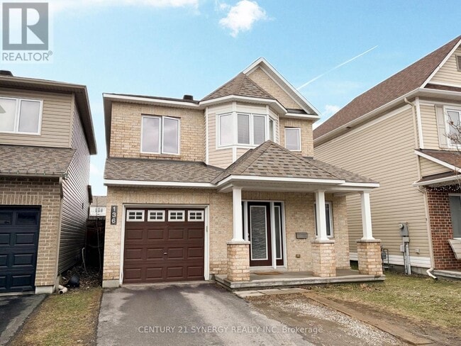 Building Photo - 136 Piazza Cir