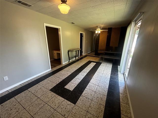 Foto del edificio - 902 S Jefferson Dr
