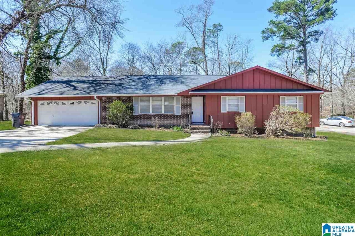 2000 Thornhill Rd, Fultondale, AL 35068 House Rental in Fultondale