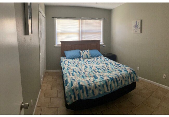Building Photo - northwest lubbock home pre-leasing for mid...