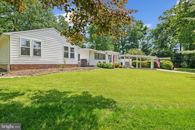 Building Photo - 7530 Oak Glen Ct