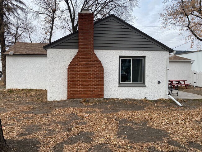 Foto del edificio - 312 2nd Ave NW