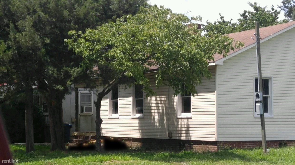 712 W 5th St, Washington, NC 27889 House Rental in Washington, NC
