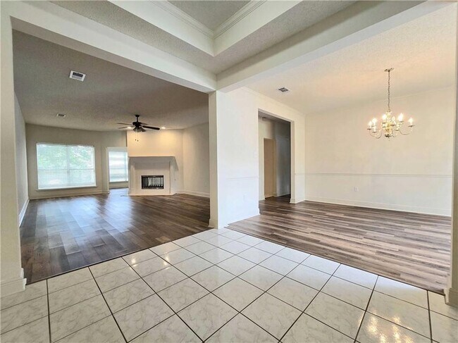 Foto del edificio - 1549 Hunters Point Dr