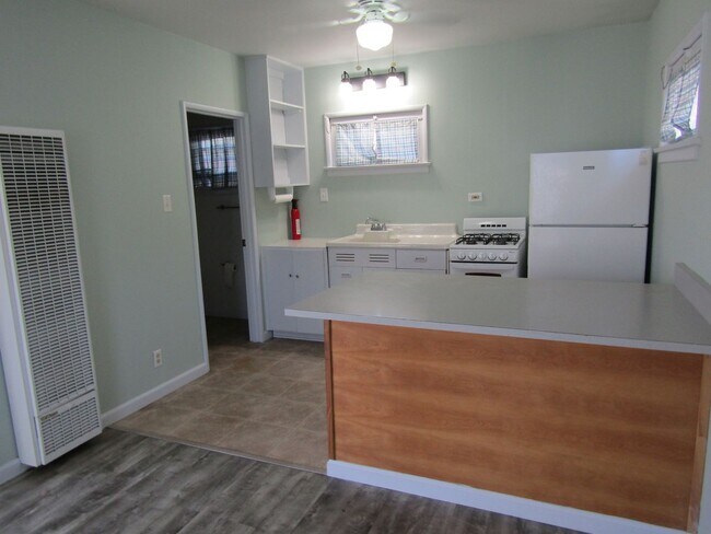 Foto del edificio - All Utilities Included
