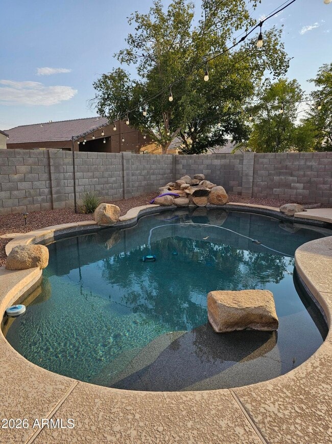 Building Photo - 1605 W Geronimo St