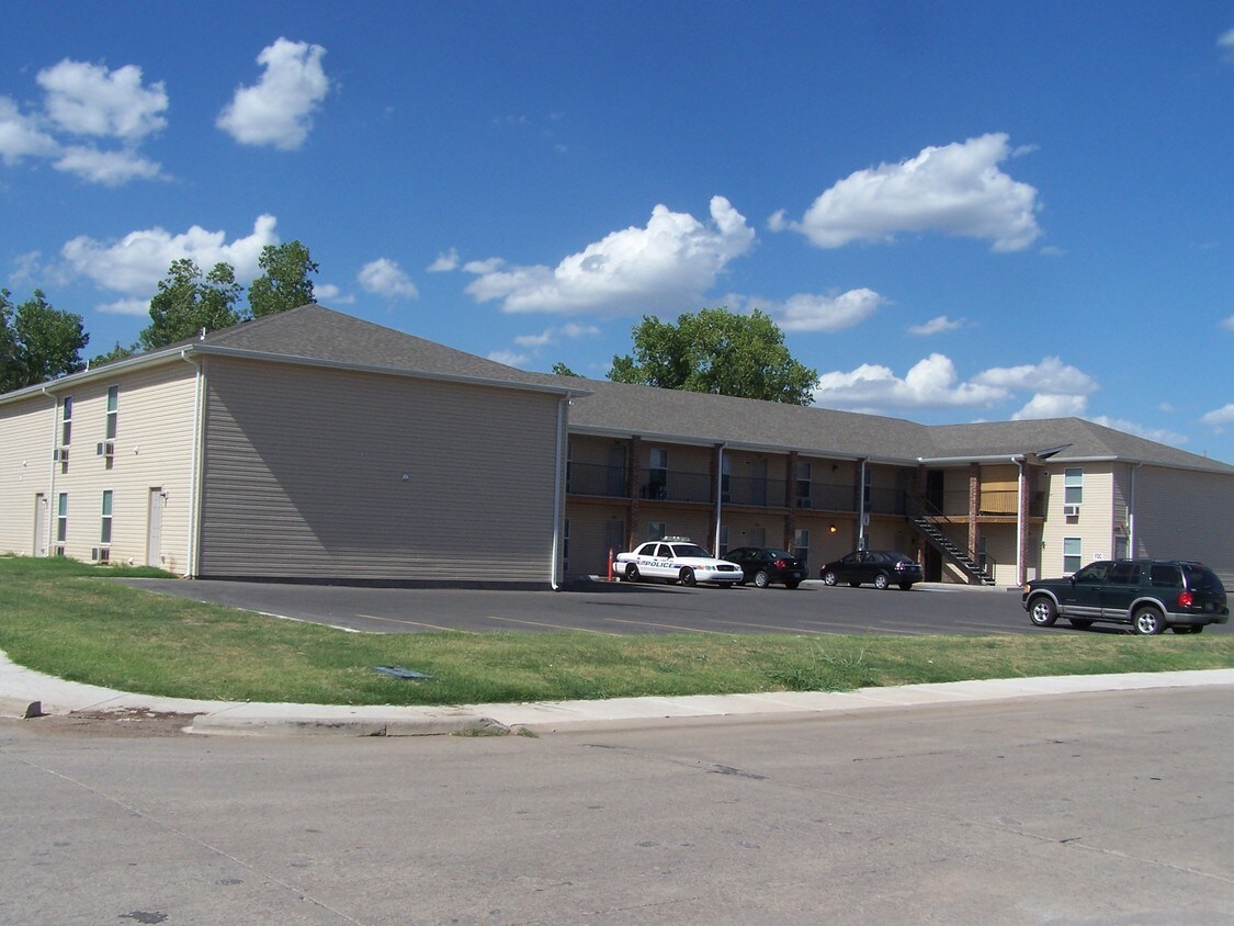 Primary Photo - 2315 SW H Ave