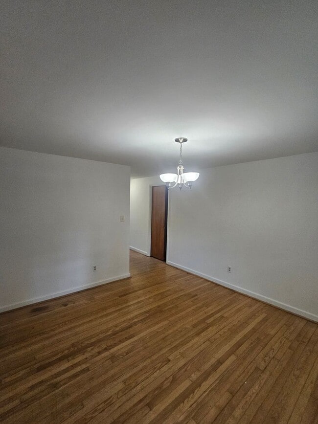 Building Photo - 7022 Gardner Dr