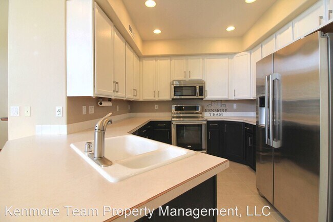 Foto del edificio - 3 br, 2.5 bath House - 413 Columbia Point Dr.