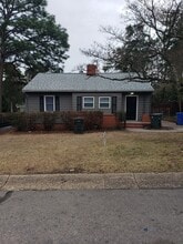 Building Photo - 810 Anarine Rd