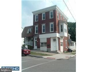 Primary Photo - 248 E 5th Ave