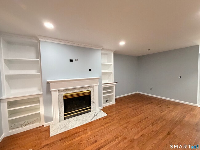 Foto del edificio - 39 Coram Rd