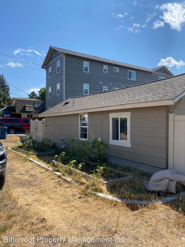 Building Photo - 1 br, 1 bath House - 1538 S 8th St W