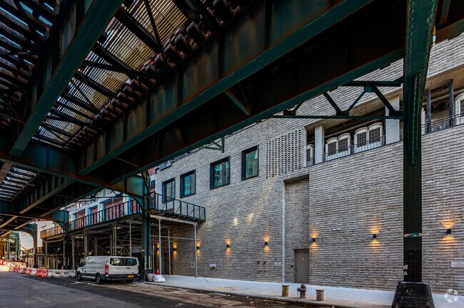 Building Photo - Pearson Street Condos
