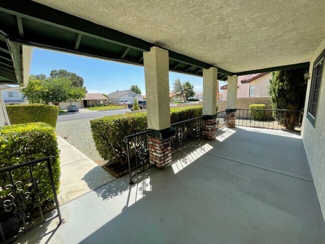 Foto del edificio - Spring Valley Lake Community Home