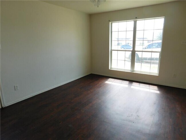 Building Photo - 4209 Alan Kent Dr