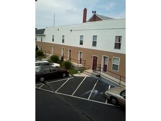 Primary Photo - Courtyard Apartments