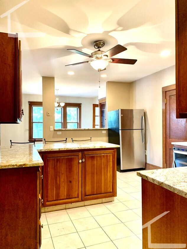 Primary Photo - Large Renovated Unit in Lower Allston