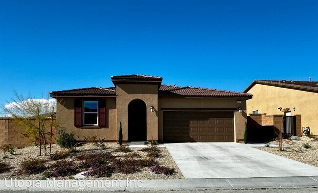 Building Photo - 4 br, 2 bath House - 11875 E Crescent St