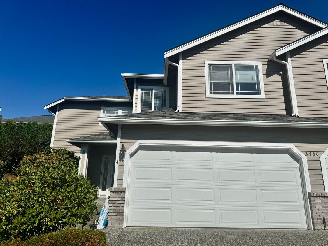 Primary Photo - Bothell Townhouse
