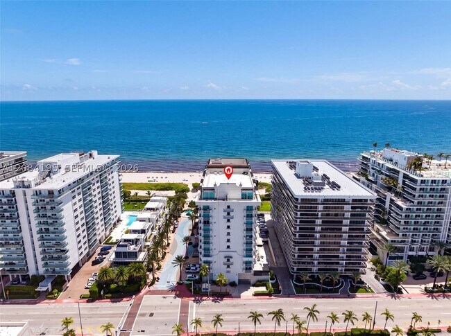 Building Photo - 9499 Collins Ave