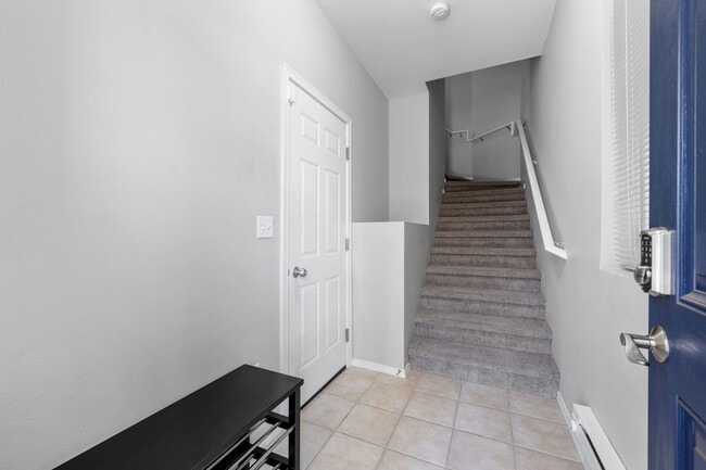 Building Photo - 1132 65th Ct SE