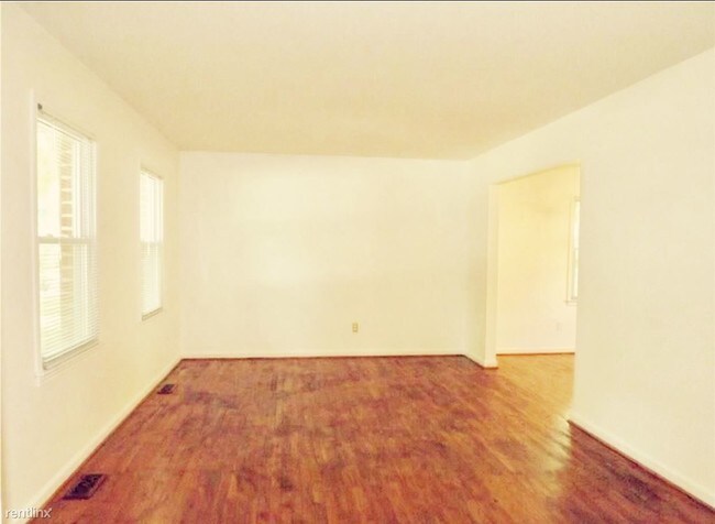 Building Photo - 705 Keppel Dr