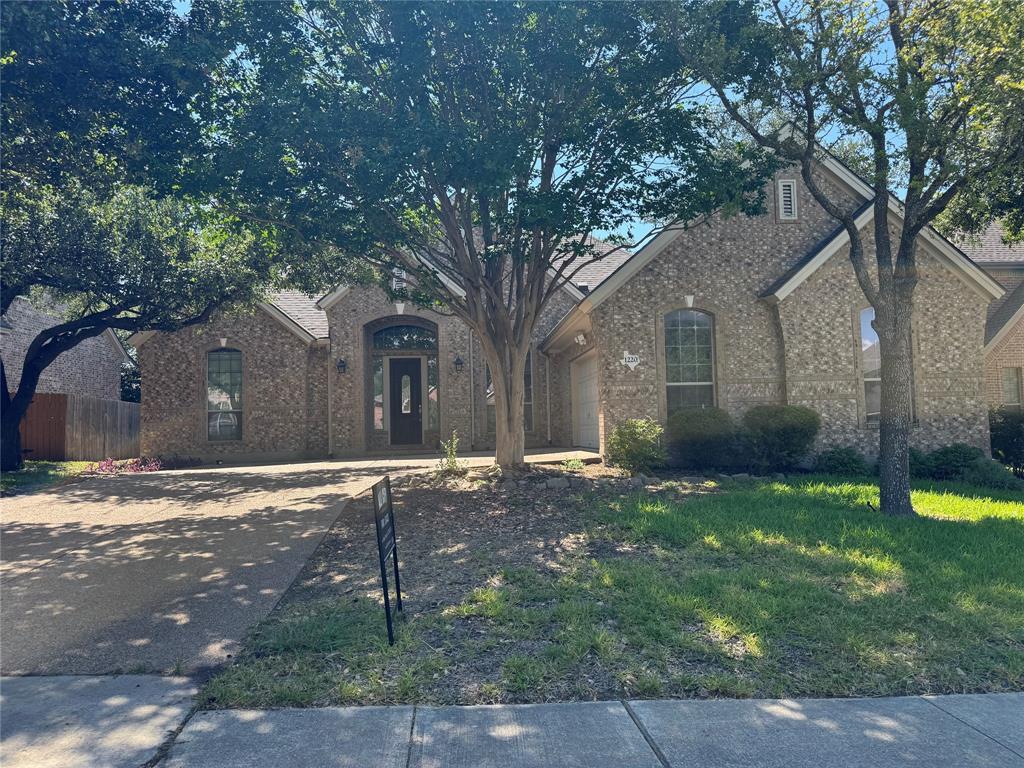 Primary Photo - 1220 Pine Forest Cir