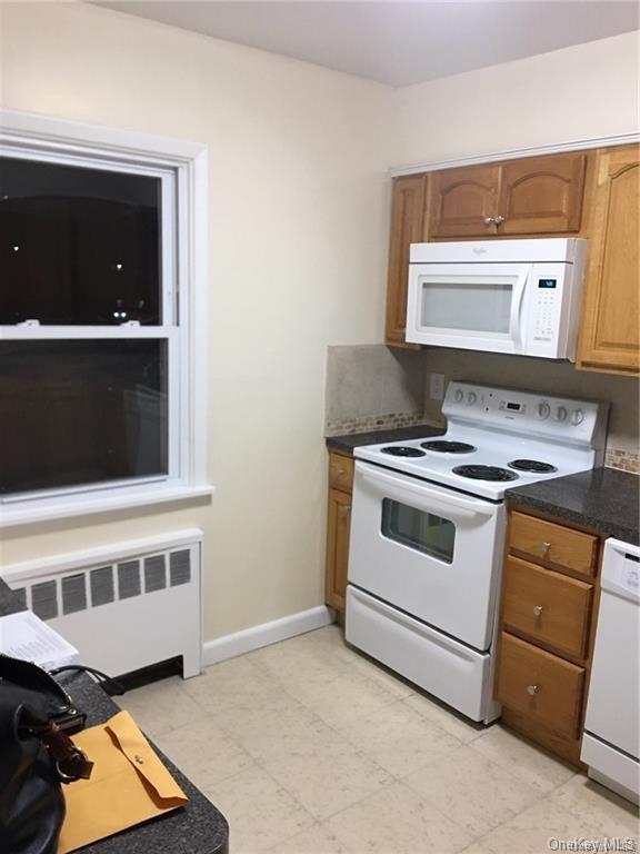 Building Photo - 11 Yonkers Terrace