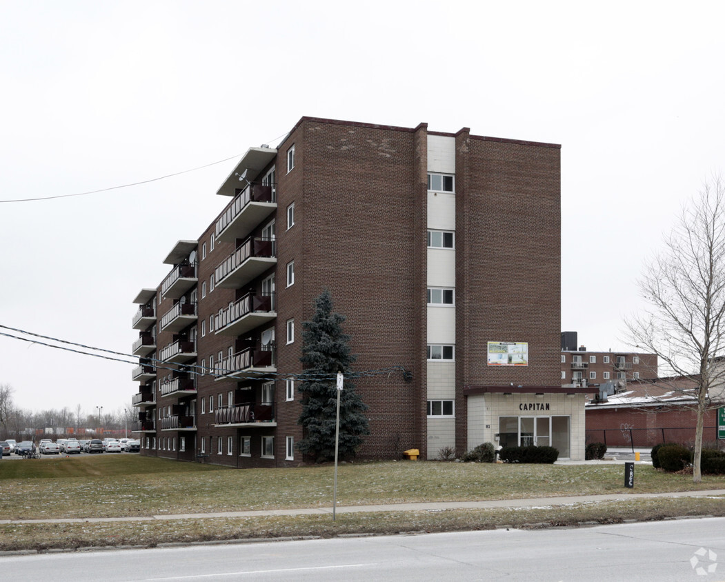 Building Photo - 81 Willow Rd