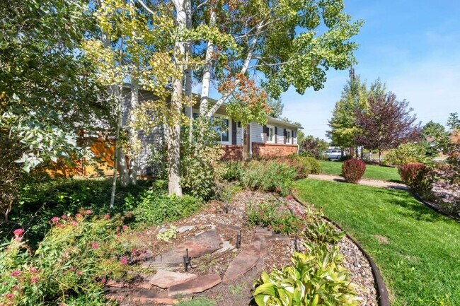 Foto del edificio - 1001 Ida Dr