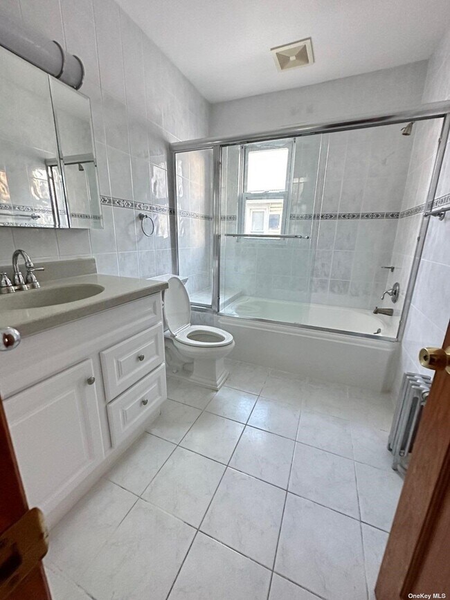 Foto del edificio - 89-22 133rd St