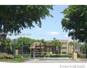 Building Photo - 8065 SW 107th Ave