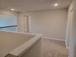 Foto del edificio - 820 Feather Edge Dr