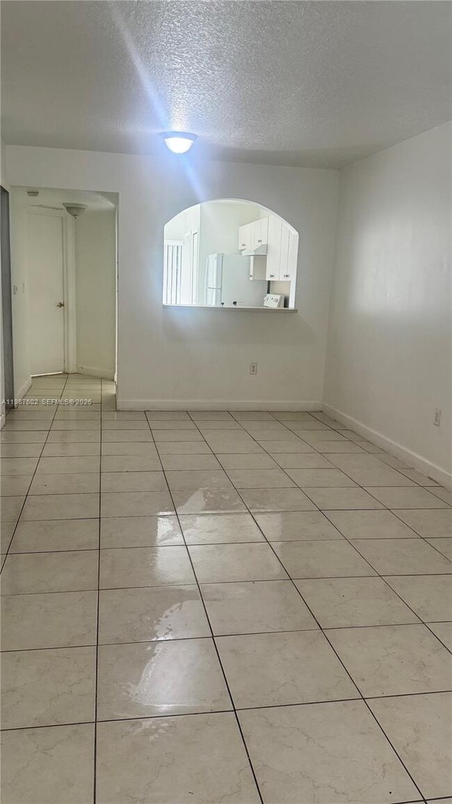 Foto del edificio - 1260 SE 31st Ct