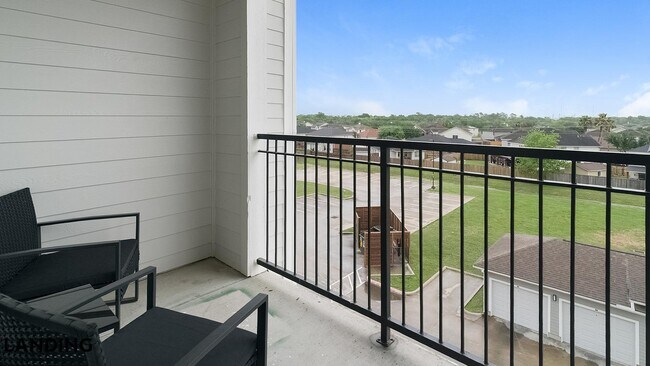 Building Photo - 14580 Crosby Fwy