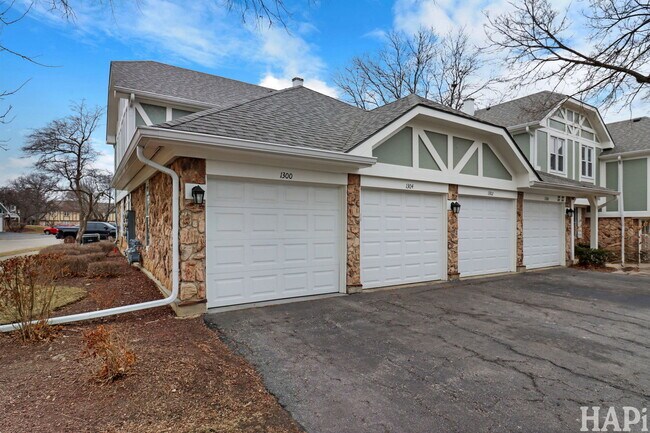 Foto del edificio - 1300 Cromwell Ct