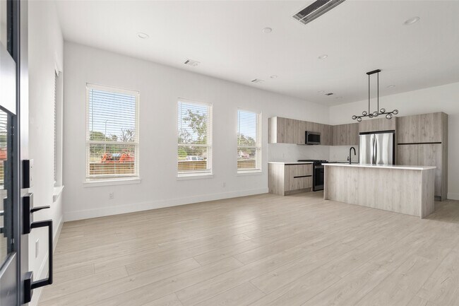 Foto del edificio - 107 Tolima Dove St