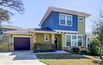 Building Photo - 710 Arrow Point Dr