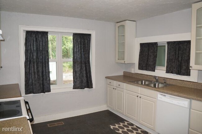 Building Photo - 3 br, 1.5 bath House - 306 N Louisville Ave