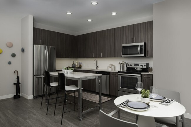 Foto del edificio - 1811 Core Ave